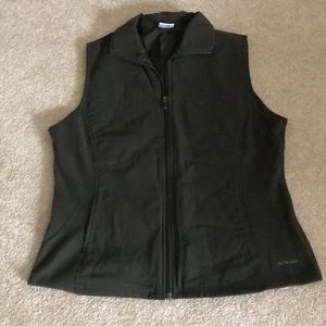 Columbia Zip Front Vest